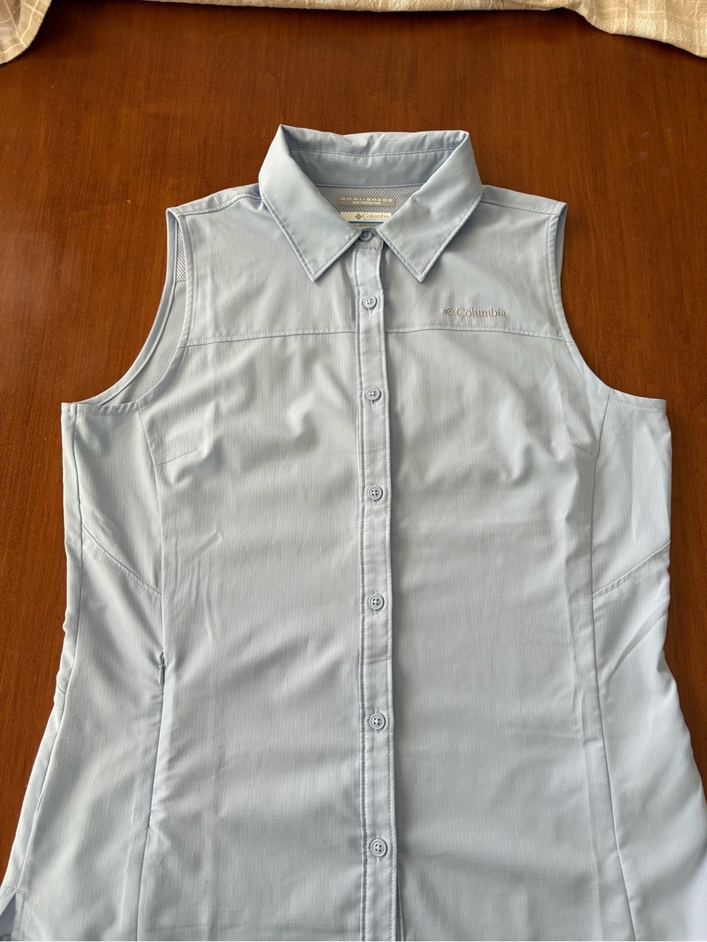 Columbia sleeveless Omni-shade